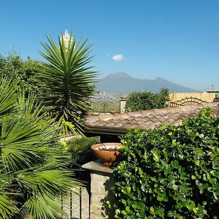 B&B Villa Lura Pompei-3